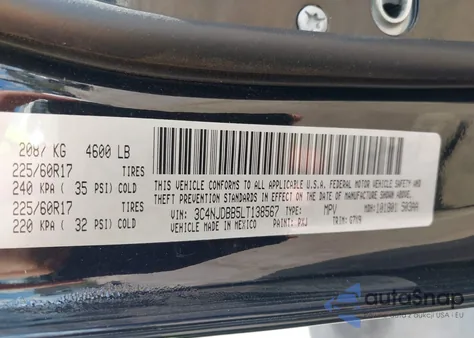 2020 Jeep Compass Latitude 4X4 z USA, uszkodzony, nr VIN 3C4NJDBB5LT138567